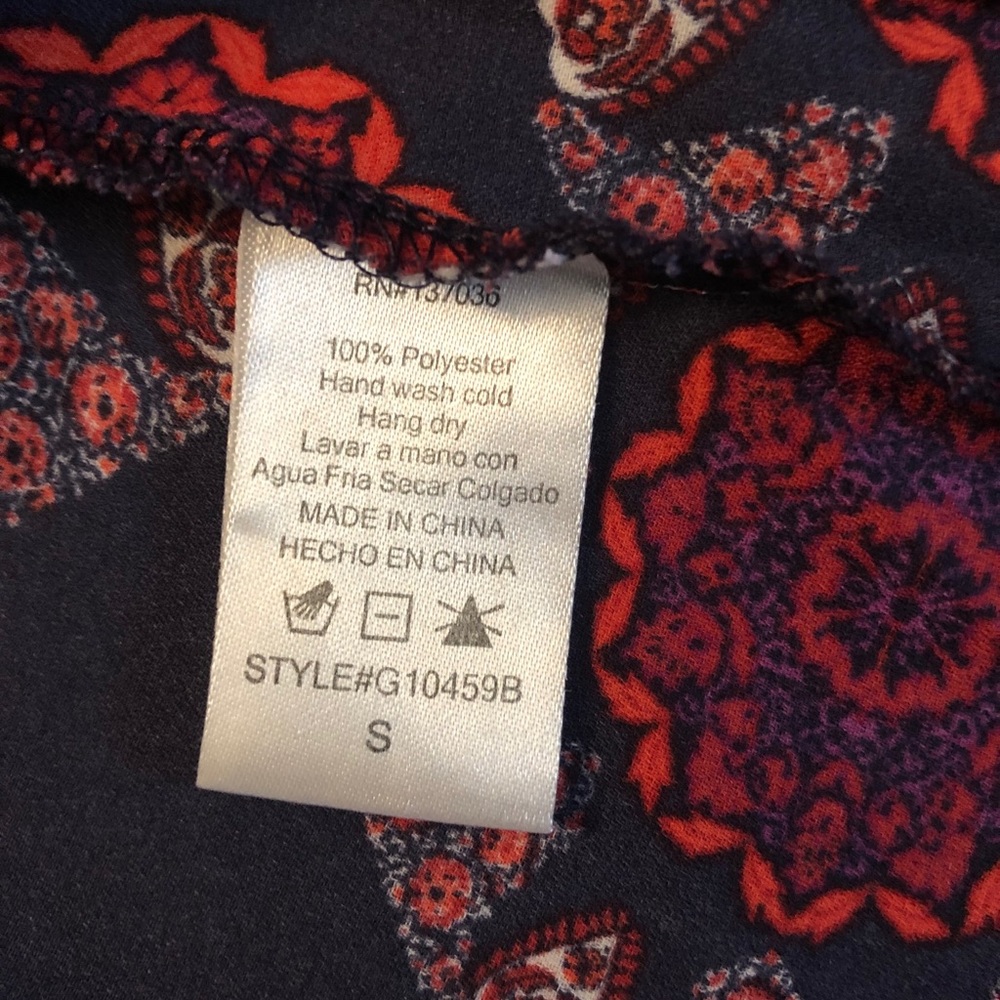 Patterned top - Picture 3 of 4